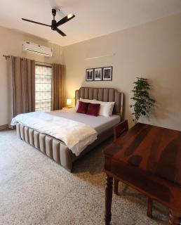 Pvt 2 BR cozy Homestay Ph 7 Mohali near Fortis - 8
