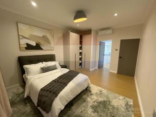 Luxury Villa Manzini Starlink WiFi BBQ - 6