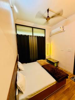 Shivay shakti Homestay , ujjain - 9