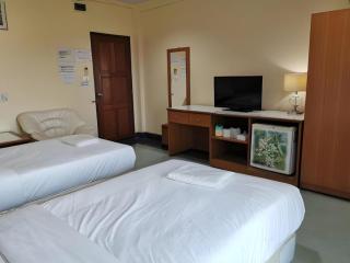 Hihotel Saraburi - 4
