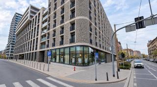 Green Oasis Apartment - City Center - Free Parking - Self check-in - Gym - Sauna - 9