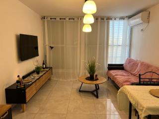 malul home - 0