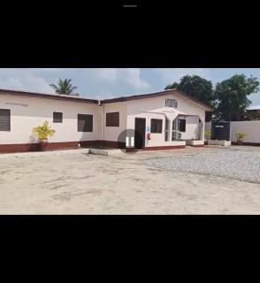 Eduafua Visitor's Hostel - 4