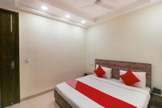 Hotel O Comfort Residency Near Artemis Hospital - 8