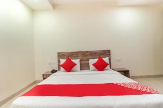 Hotel O Comfort Residency Near Artemis Hospital - 3