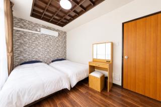PREGOROOM - 0