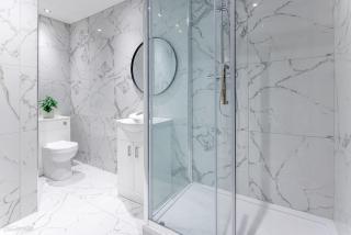 Flatzy - City Centre Mansion, Sleeps 22, 5 Baths - 1