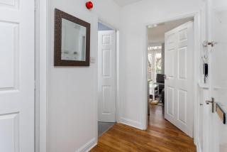 FLATZY - Stylish Abode on Doorstep of Sefton Park *10 minutes to Centre* - 1