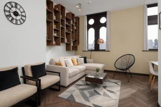 FLATZY - Victoria Street Apartment - Heart of City Centre - 0