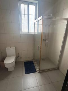 Two bedroom Townhouse in East Legon - 3