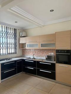 Two bedroom Townhouse in East Legon - 2