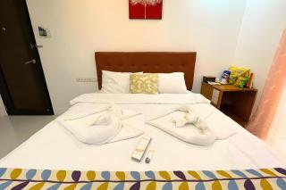 Pilot Hotel - 4