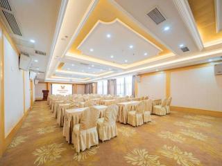 Vienna Hotel Chengdu Xinfan Furniture City - 9