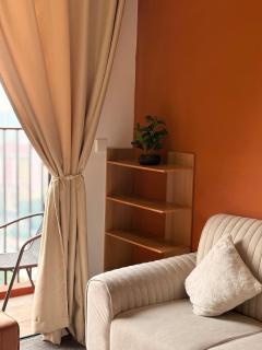 Cozy City View Piccadilly Greentown - 1
