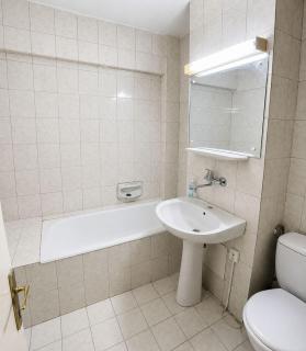 Apartament Central Craiova Decomandat - 1