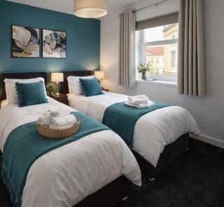Coventry Contractor Stay, Sleeps 5, Free Parking - 8