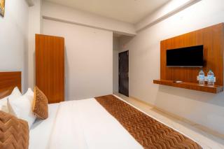 HOTEL EVANKA by Navvarsh - 4