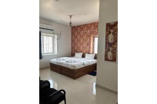 FabHotel RM Royale - 3