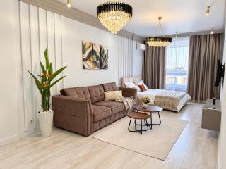 EXPO Luxury Designer Suite - 0