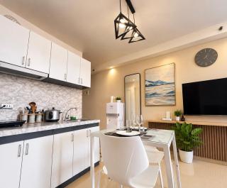 Affordable Condo with Fast Wifi & Near Airport - Lo-oc - 5