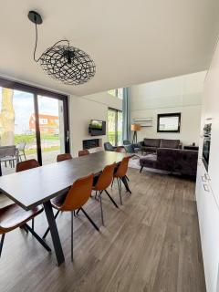 EuroParcs Bad Hoophuizen Villa Freiraum Strand Nr 34 - 7