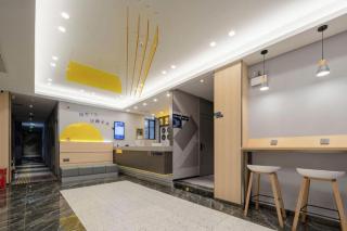 7 Days Inn Wuhan Jianghan Road Metro Station - Wuhan - 9