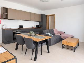Castle View Residences - 7
