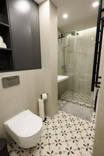 Premium 2 Bedroom Apartment Trendy City Center, Large Terrace & Free Parking - 2