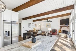 Waterfront 3 bed, 2 bath lake-house on Cedar Creek - 8