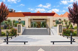 Kronos Hotel - 9