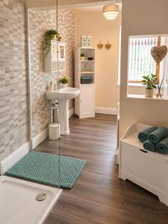 Padua House Holiday Home in the Centre of Bundoran and 2 mins walk to the beach - 2