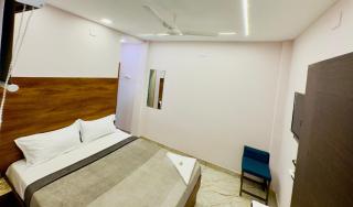 GREENS INN near Madras High Court and Harbour Chennai Port - 1