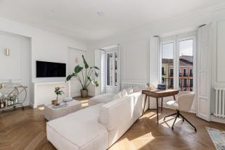 Waou Malasaña Luxe- Short Term Rental - 0