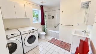 Le Duplex de Rose Free parking and charging station - 5