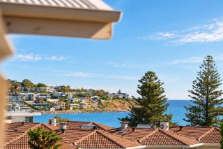 Seacliff Ocean-View Retreat, Moments to the Beach - 2