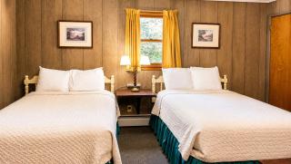 Indianhead Ironwood Hotel - 1
