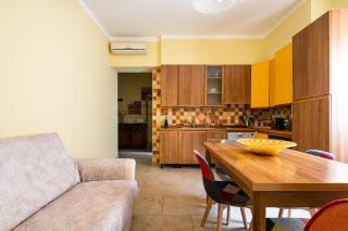 San Donato Cozy Apartment by Wonderful Italy - 9