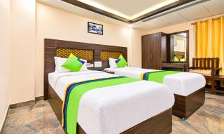 Starlight Hotels Palm Tree Mylapore Ramakrishna Mutt Road chennai - 2