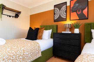Darlington 3BR – Bright Spacious Stylish - 5