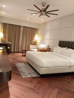 Besstin Hotel - 0