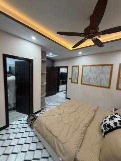 Luxury Apartment For Rent - 7
