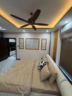 Luxury Apartment For Rent - 6