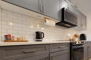 Modern 3BR Home with BBQ & Garage Parking - 6