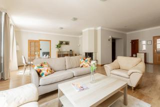 Central King Apartment, Old Town - 9