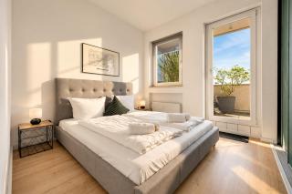 LP-Apartments Penthouse 232QM, 12 Personen, Parkplatz , Terrasse, Küche 25min bis Düsseldorf Messe - 2