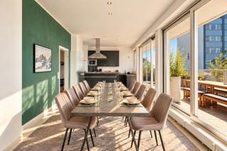 LP-Apartments Penthouse 232QM, 12 Personen, Parkplatz , Terrasse, Küche 25min bis Düsseldorf Messe - 0