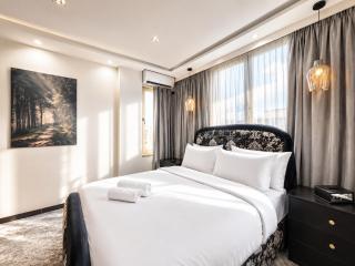 Bright 3BR Nasr City Stay Balcony and BBQ - 3