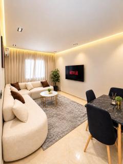 Stylish Stay Near Agadir Beach, Fast Wi-Fi, Netflix & Parking - 6