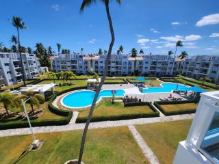 Beautiful 2 bedroom 1st floor apartment H1 no stairs - 6