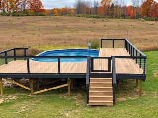 25-Acre Farm Stay w/ Pool & Hot Tub - 1